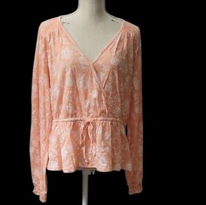 NWT Wonderly Long Sleeve Tie Front Peplum Blouse